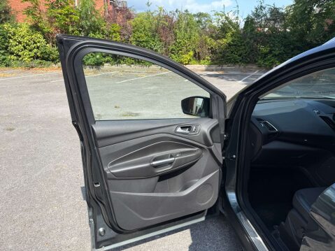 Ford Kuga 1.5 Kuga Titanium TDCI 5dr 23