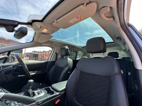 Peugeot 3008 1.6 3008 Allure Blue HDi S/S 5dr 25