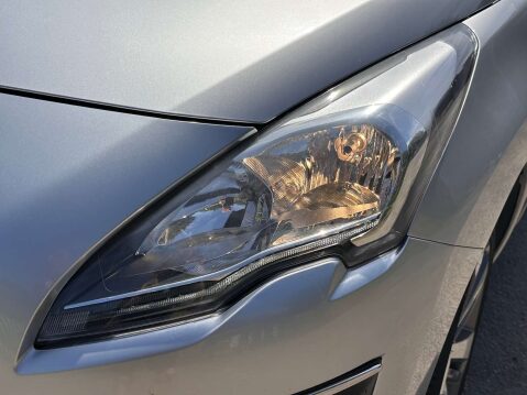 Peugeot 3008 1.6 3008 Allure Blue HDi S/S 5dr 17