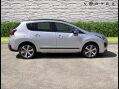 Peugeot 3008 1.6 3008 Allure Blue HDi S/S 5dr 10