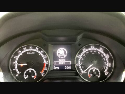 Skoda Octavia 2.0 Octavia SE Technology TDI 5dr 7