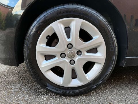 Vauxhall Viva 1.0 Viva SE AC 5dr 35