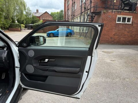 Land Rover Range Rover Evoque 2.2 Range Rover Evoque Dynamic SD4 Auto 4WD 3dr 43
