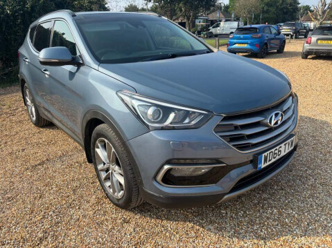 Hyundai SANTA FE 2.2 CRDi Blue Drive Premium SE 4WD Euro 6 (s/s) 5dr (7 Seat) 4
