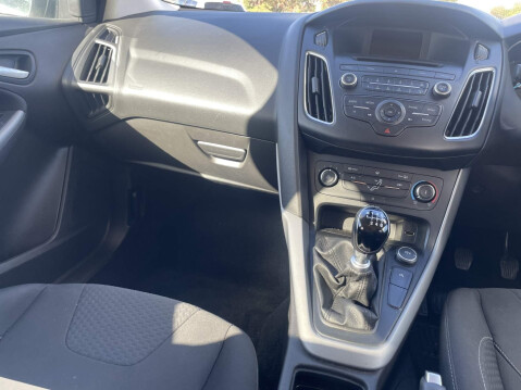 Ford Focus 1.6 TDCi Zetec Euro 5 (s/s) 5dr 12