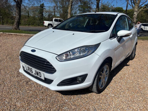 Ford Fiesta 1.25 Zetec Euro 6 3dr 4