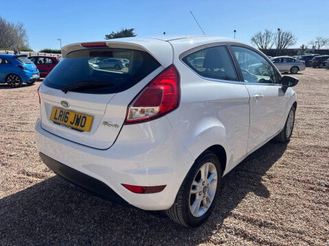 Ford Fiesta 1.25 Zetec Euro 6 3dr 8