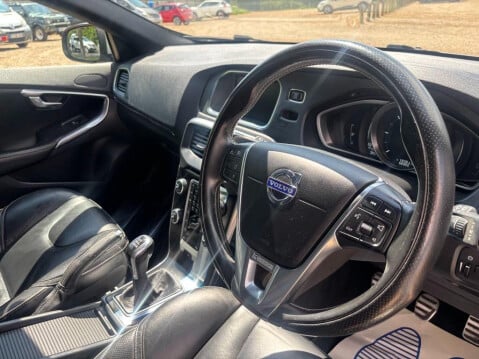 Volvo V40 2.0 D2 R-Design Lux Nav Euro 6 (s/s) 5dr 12