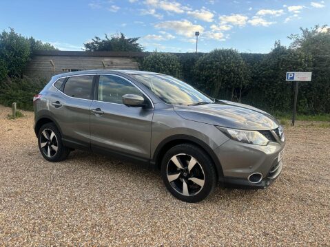 Nissan Qashqai 1.5 dCi n-tec 2WD Euro 5 (s/s) 5dr 4