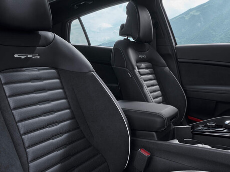 Image of car seats.