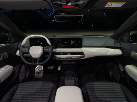 Image of interior of the EV4 cabin.
