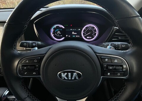 Kia Niro 1.6 GDi 2 20