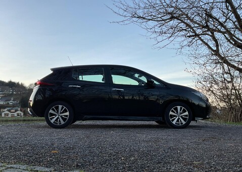 Nissan LEAF E (110kw) Acenta (40kWh) 5 Dr Hatchback 6