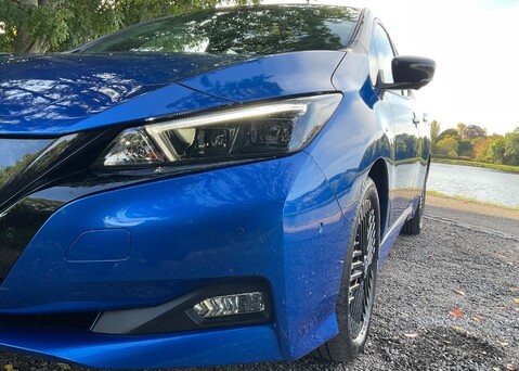 Nissan LEAF E (110kw) Tekna (39kWh) 5 Dr Hatchback 17