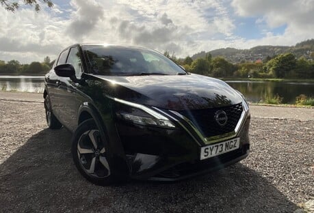 Nissan Qashqai 1.3 DIG-T (160ps) N-Connecta