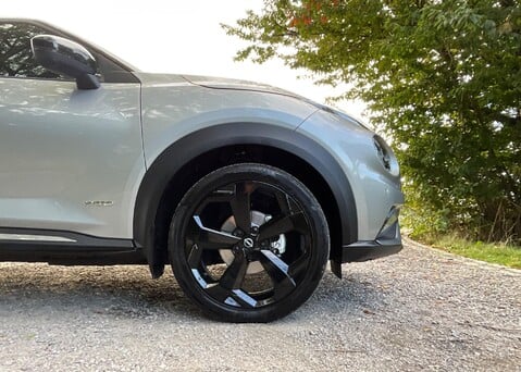 Nissan Juke 1.6 (143ps) Hybrid Tekna Auto 15