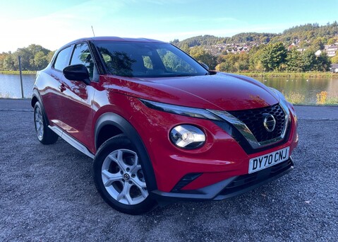 Nissan Juke 1.0 DIG-T Acenta 5-Door Hatchback 1