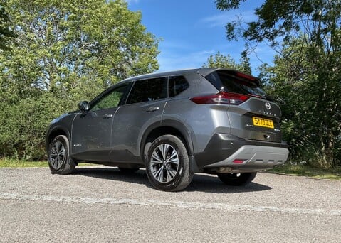 Nissan X-Trail 1.5 e-POWER 213ps 4WD N-Connecta e4ORCE 7 Seats 3