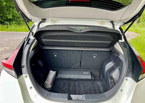 Nissan LEAF E (110kw) Tekna (39kWh) 5 Dr Hatchback 11