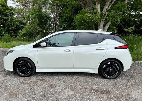 Nissan LEAF E (110kw) Tekna (39kWh) 5 Dr Hatchback 31