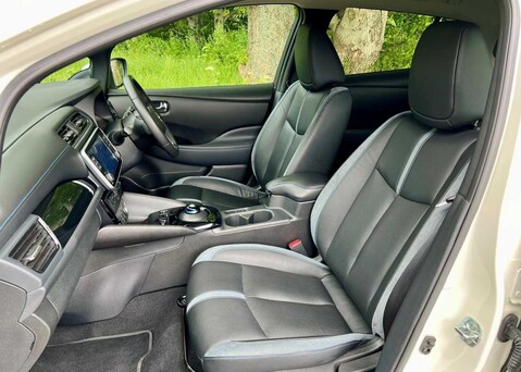 Nissan LEAF E (110kw) Tekna (39kWh) 5 Dr Hatchback 47