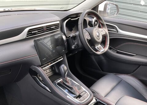 MG ZS 1.0 T-GDI EXCLUSIVE AUTO 14