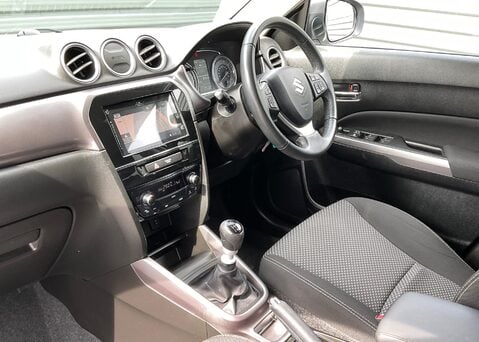 Suzuki Vitara 1.4 Boosterjet MHEV SZ-T Euro 6 (s/s) 5dr 9