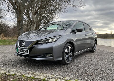 Nissan LEAF E (110kw) Tekna (40kWh) 5 Dr Hatchback 3