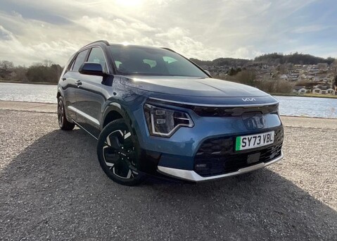 Kia Niro 64.8 kWh 4 1
