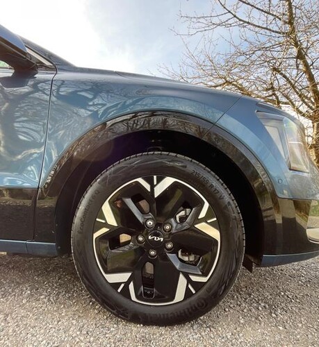 Kia Niro 64.8 kWh 4
