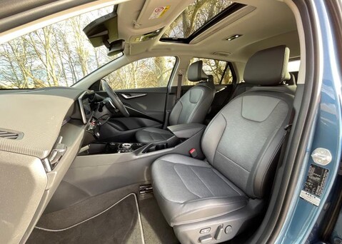 Kia Niro 64.8 kWh 4 15