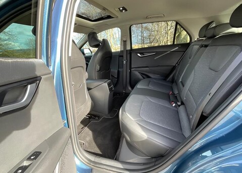 Kia Niro 64.8 kWh 4 18