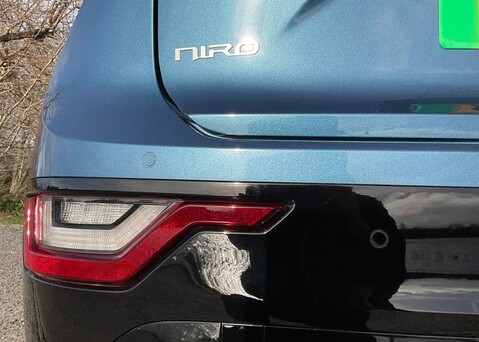 Kia Niro 64.8 kWh 4 12