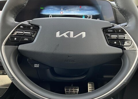 Kia Niro 64.8 kWh 4 23
