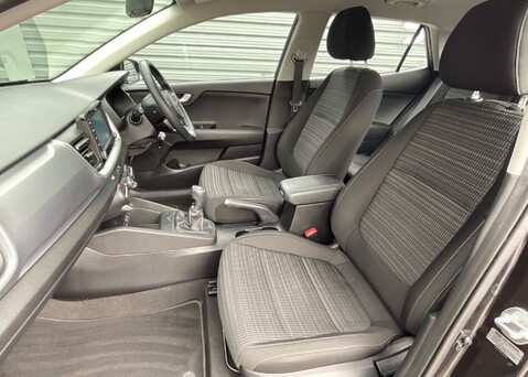 Kia Stonic 1.6 CRDI 2 ISG 12