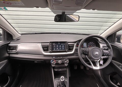 Kia Stonic 1.6 CRDI 2 ISG 13
