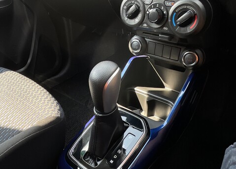 Suzuki Ignis SZ-T DUALJET MHEV 19