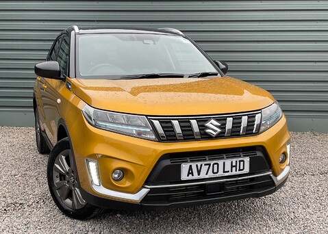 Suzuki Vitara SZ-T BOOSTERJET MHEV 1