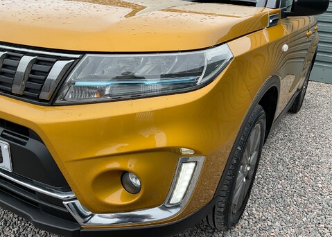 Suzuki Vitara SZ-T BOOSTERJET MHEV 5