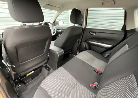 Suzuki Vitara SZ-T BOOSTERJET MHEV 14