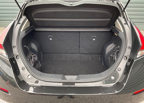 Nissan LEAF ACENTA 14