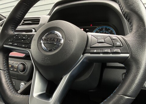 Nissan LEAF ACENTA 19