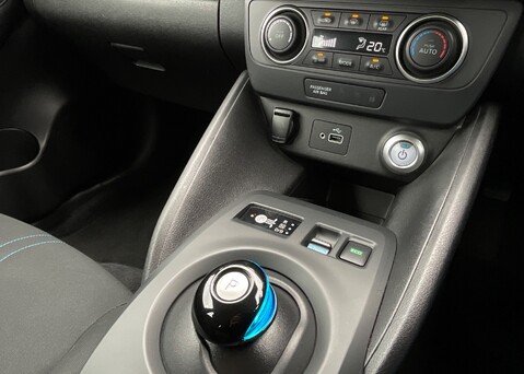 Nissan LEAF ACENTA 20