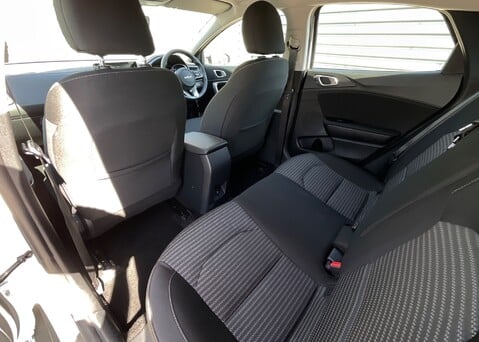 Kia Xceed 1.5 T-GDi '2'  15