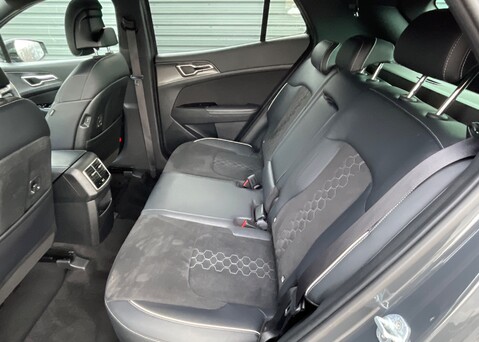 Kia Sportage 1.6T-GDi HEV GT-LINE 2WD 12