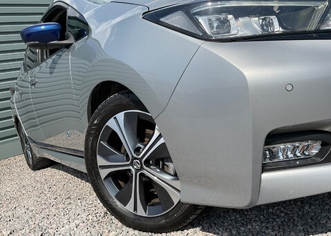 Nissan LEAF TEKNA 2