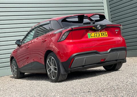 MG MG4 EV EV TROPHY 64kWh 12