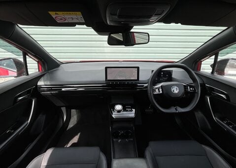 MG MG4 EV EV TROPHY 64kWh 13