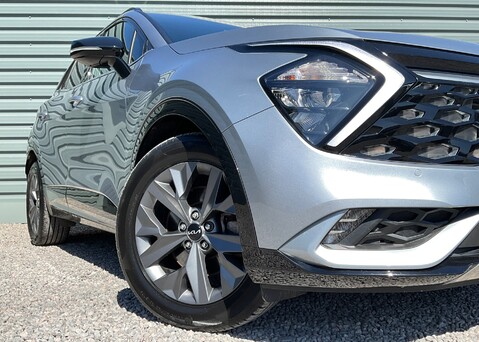 Kia Sportage 1.6 T-GDi GT-LINE ISG HEV 2