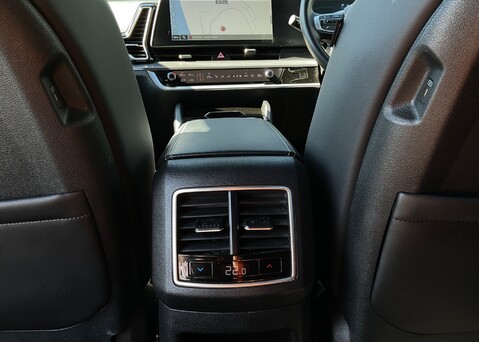 Kia Sportage 1.6 T-GDi GT-LINE ISG HEV 14